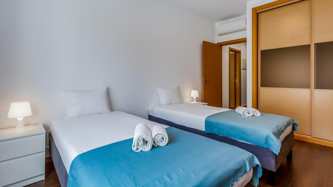 Luminous 2 Bdr Apartment W/Pool By Lovelystay Albufeira Kültér fotó